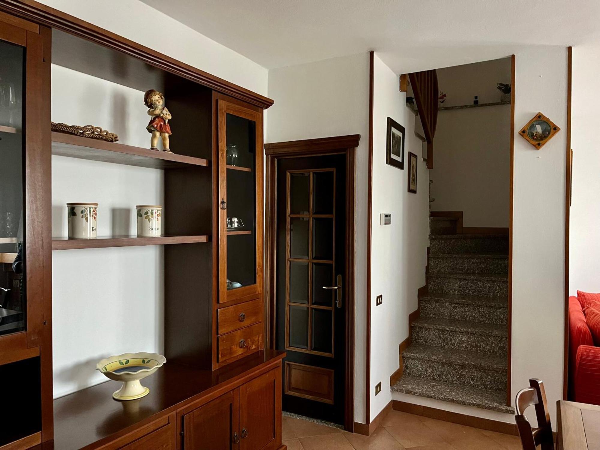 Appartamento Mirella In Centro Storico Casole dʼElsa Exterior foto